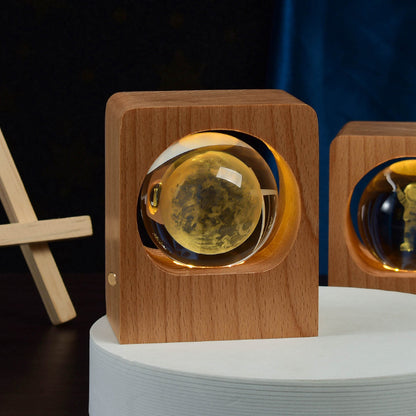 Luz nocturna de bola de cristal de haya con grabado láser 3D, diseño de alce y medusa, luces LED nocturnas con USB regulable para decoración de dormitorio, regalos y decoración del hogar.