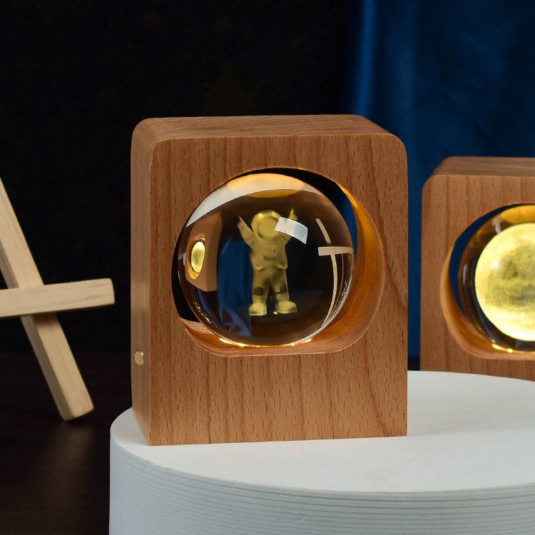 Luz nocturna de bola de cristal de haya con grabado láser 3D, diseño de alce y medusa, luces LED nocturnas con USB regulable para decoración de dormitorio, regalos y decoración del hogar.