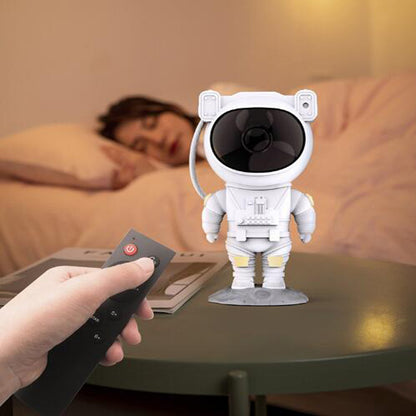 Proyector de cielo estrellado con galaxia y astronauta creativo, luz nocturna USB, lámpara de mesa para dormitorio