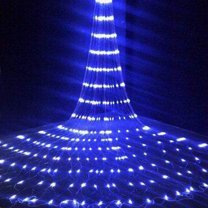 Disposición de fondo al aire libre de luces de red y luces de cadena de agua